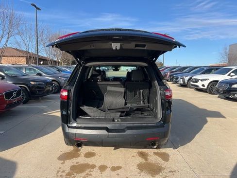 Used 2020 Chevrolet Traverse RS image 11