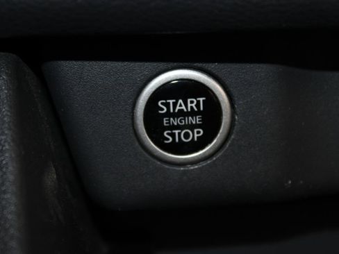 Used 2023 Nissan Rogue SV AWD/4WD image 29