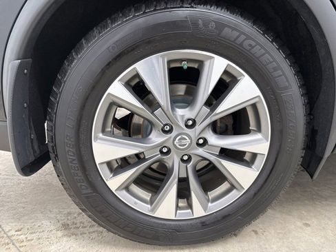 Used 2017 Nissan Murano SL image 11
