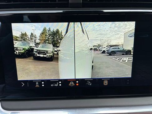 Used 2024 GMC Sierra 3500 Denali Ultimate image 26