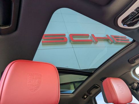 New 2026 Porsche Macan S AWD/4WD image 27
