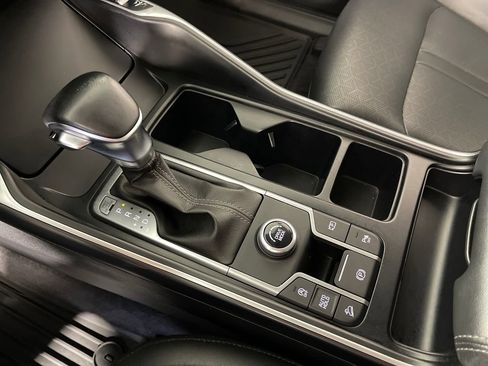 Used 2022 Kia Sorento EX w/ Panoramic Sunroof Package image 24