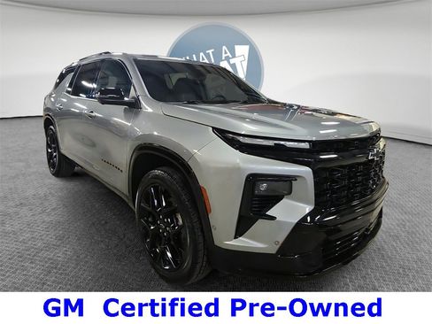 Certified 2024 Chevrolet Traverse RS w/ LPO, Floor Liner Package image 1