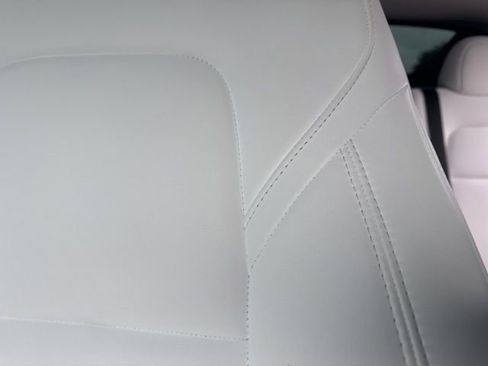 Used 2023 Tesla Model Y Performance AWD/4WD image 4