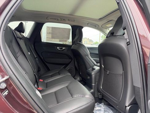 New 2026 Volvo XC60 T8 Ultra w/ Protection Package Premier AWD/4WD image 4