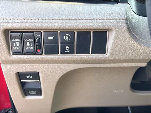 Used 2021 Honda Odyssey EX-L image 15