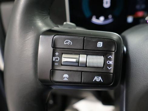 Used 2025 Hyundai Santa Fe SEL image 31