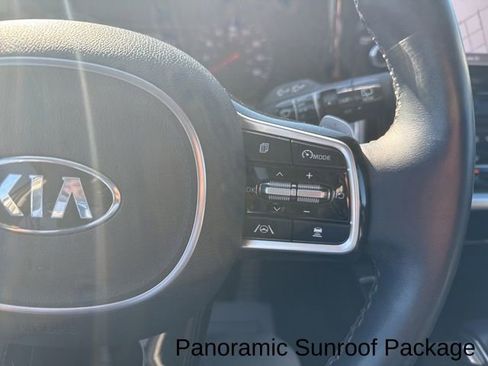 Used 2021 Kia Sorento EX AWD/4WD image 17