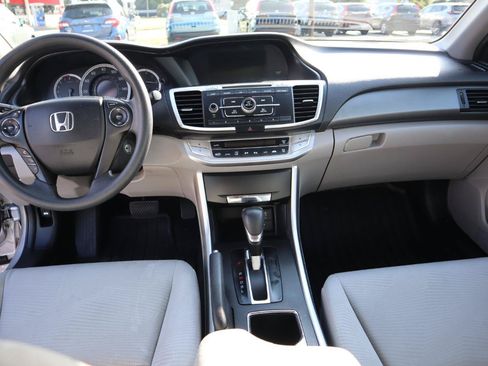 Used 2015 Honda Accord LX image 16