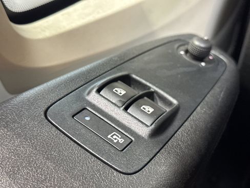 Used 2017 RAM ProMaster 2500 w/ Mopar Trailer Tow Group FWD image 25