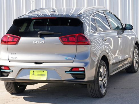 Used 2022 Kia Niro EX w/ Cold Weather Package image 49