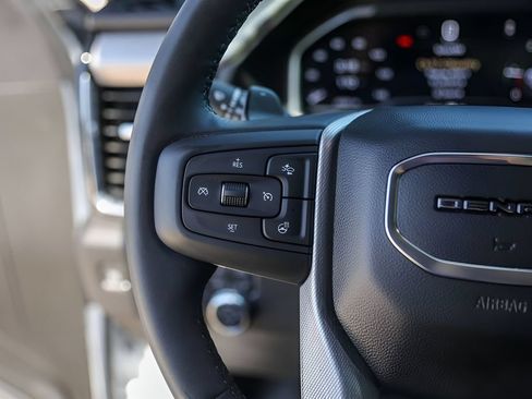 Used 2023 GMC Sierra 1500 Denali w/ Denali Reserve Package AWD/4WD image 14