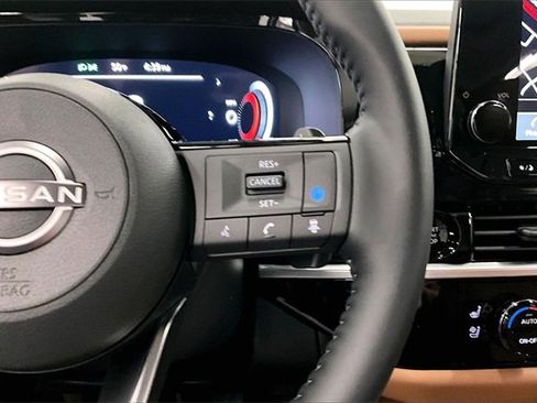 New 2025 Nissan Pathfinder Platinum w/ Lighting Package (N93) image 21