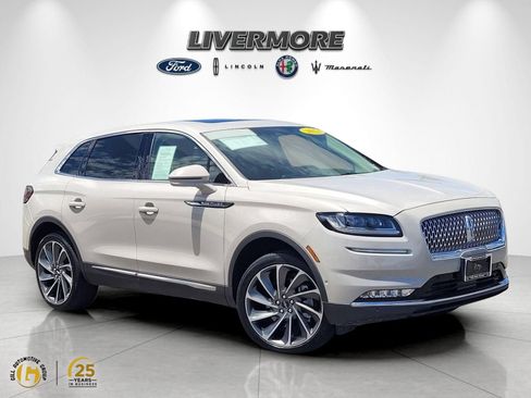 Certified 2023 Lincoln Nautilus Reserve w/ Equipment Group 202A AWD/4WD image 1