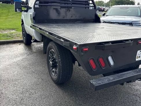 Used 2011 Ford F250 XL w/ Snow Plow Prep Pkg AWD/4WD image 5