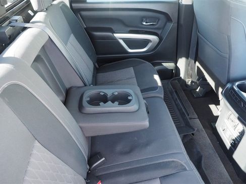 Used 2023 Nissan Titan SV w/ SV Convenience Package image 23