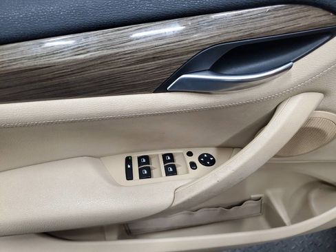 Used 2015 BMW X1 xDrive28i image 10