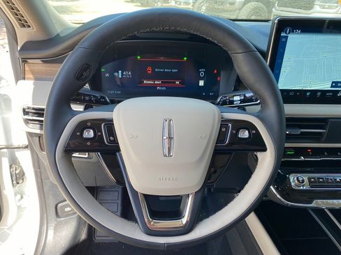 New 2026 Lincoln Corsair Reserve image 22