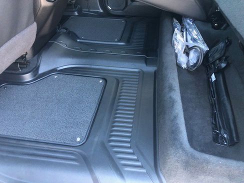 Used 2025 GMC Sierra 2500 AT4 w/ AT4 Premium Plus Package image 25