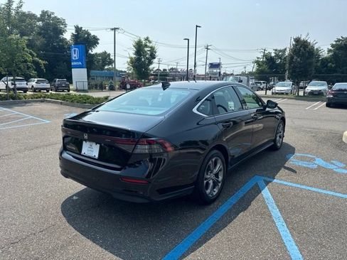 Certified 2023 Honda Accord EX image 8