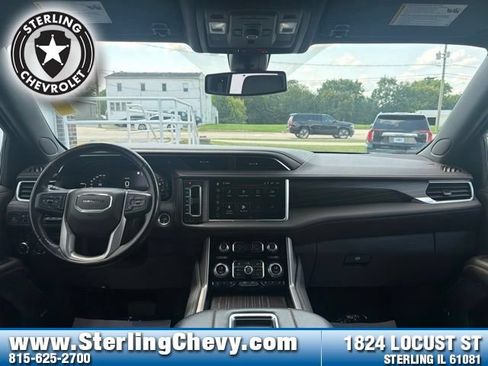 Used 2022 GMC Yukon Denali w/ Max Trailering Package AWD/4WD image 9