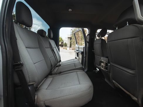 Used 2022 Ford F250 XLT w/ FX4 Off-Road Package image 24