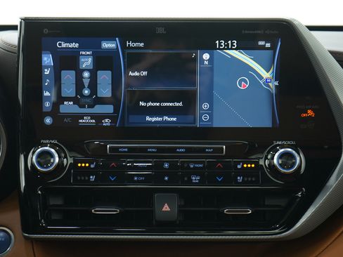 Used 2021 Toyota Highlander Platinum image 20