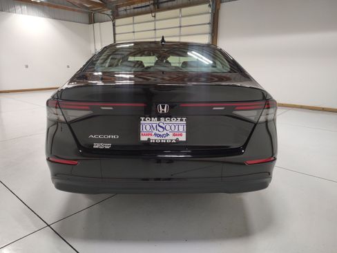 New 2026 Honda Accord SE image 12
