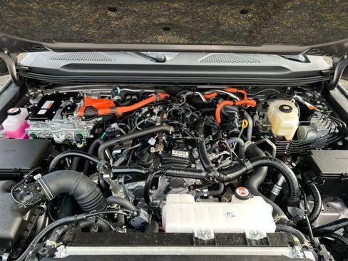 Used 2025 Toyota Land Cruiser image 11