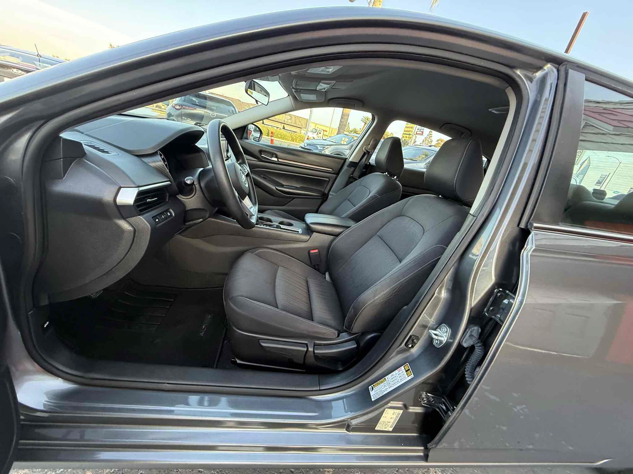 Used 2022 Nissan Altima 2.5 S FWD image 78