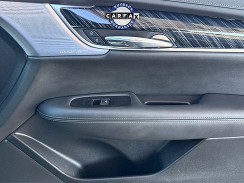 Used 2025 Cadillac XT6 Premium Luxury image 27