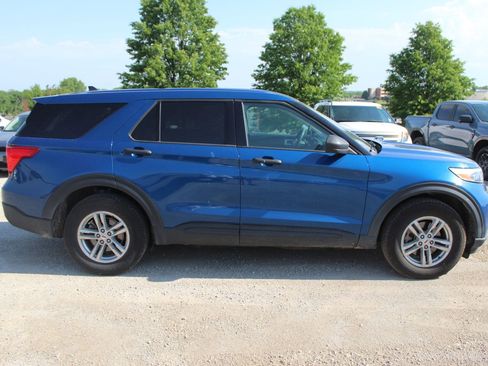 Used 2023 Ford Explorer 4WD image 7