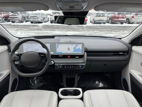 Used 2024 Hyundai Ioniq 5 Limited image 22