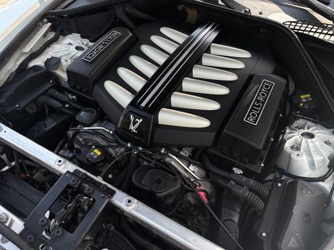 Used 2016 Rolls-Royce Wraith RWD image 66