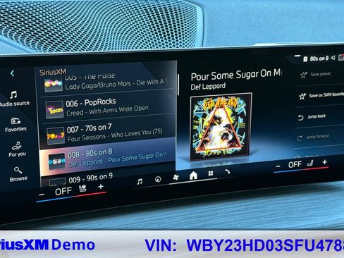 Used 2025 BMW i4 eDrive40 w/ Premium Package image 32