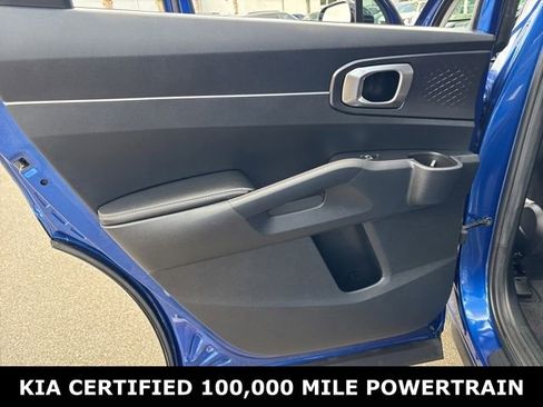 Certified 2022 Kia Sorento S FWD image 29