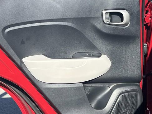 New 2026 Hyundai Venue SEL FWD image 19