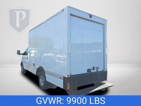 New 2024 Chevrolet Express 3500 w/ Power Convenience Package image 8