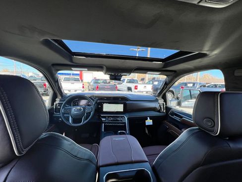 New 2026 GMC Sierra 2500 Denali Ultimate image 15