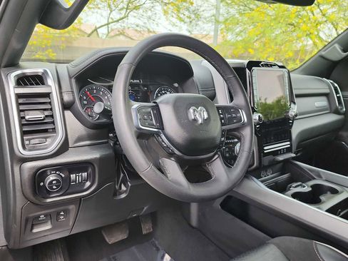 Used 2025 RAM 1500 Laramie AWD/4WD image 2