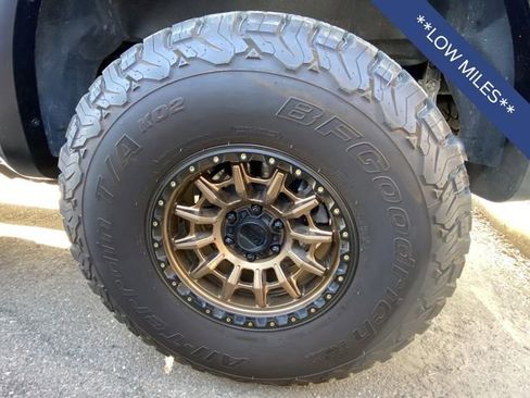 Used 2025 Ford F150 Raptor AWD/4WD image 10