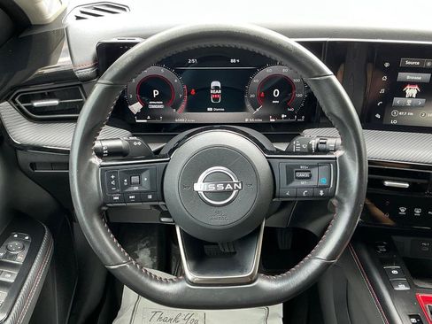 Used 2025 Nissan Kicks SR w/ Illumination Package FWD image 17