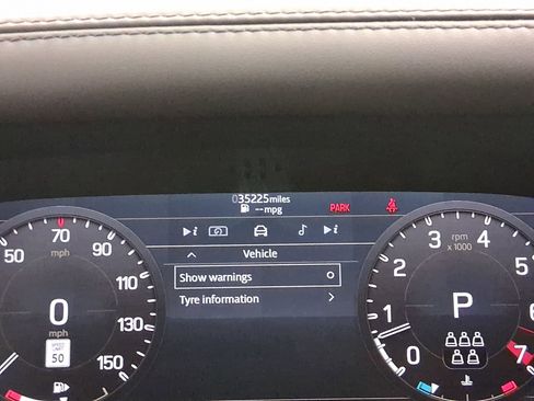 Used 2021 Land Rover Defender 110 X-Dynamic HSE image 18