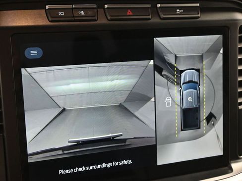 Used 2023 Ford F150 Lightning XLT image 16