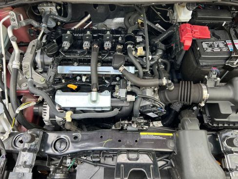 Used 2025 Nissan Versa SV image 29