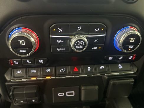 Used 2019 GMC Sierra 1500 AT4 w/ AT4 Premium Package image 14