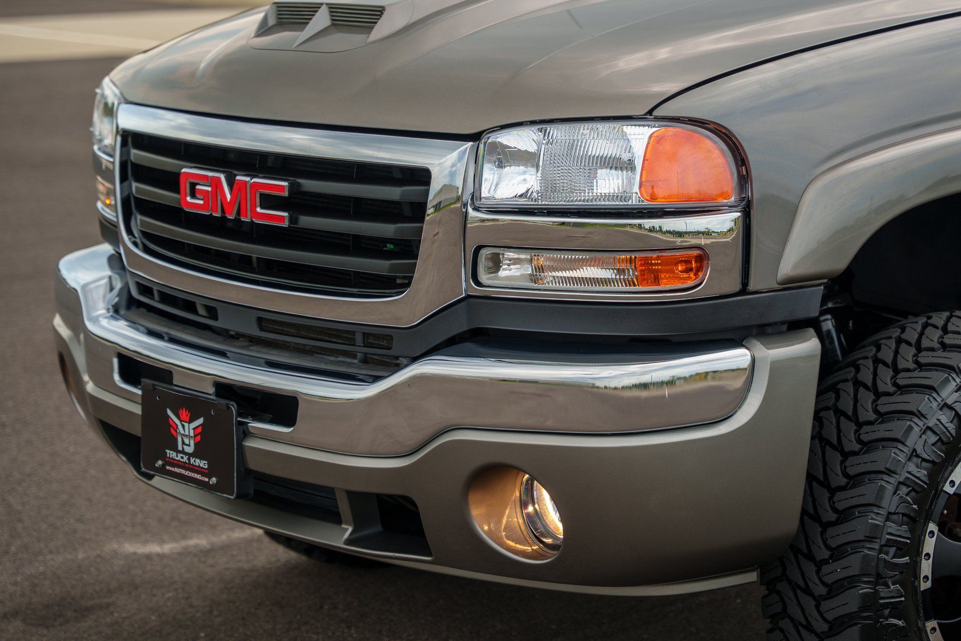 Used 2006 GMC Sierra 3500 SLE w/ Heavy-Duty Power Package AWD/4WD image 25
