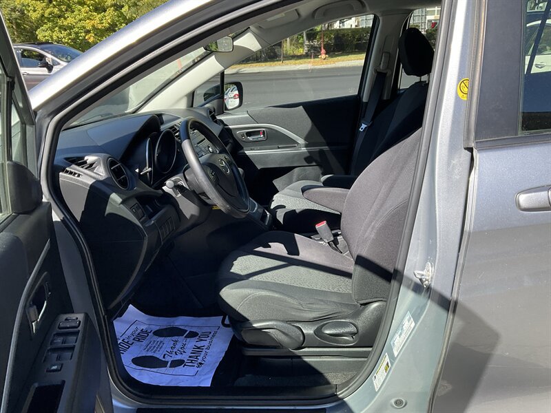 Used 2012 MAZDA MAZDA5 Sport FWD image 15