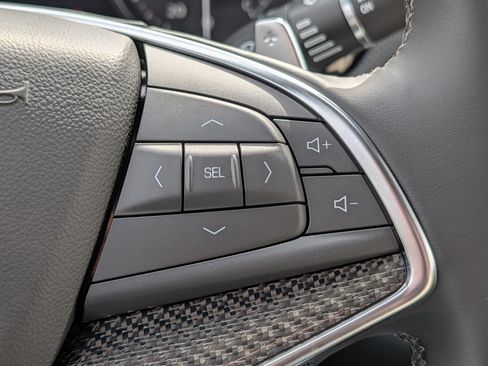 Used 2026 Cadillac XT5 Sportv w/ LPO, Floor Liner Package AWD/4WD image 23