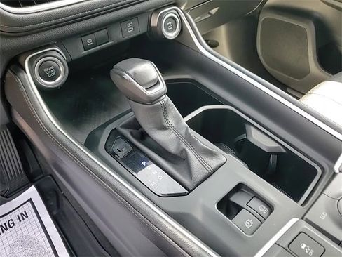 Used 2024 Toyota Grand Highlander Limited image 20